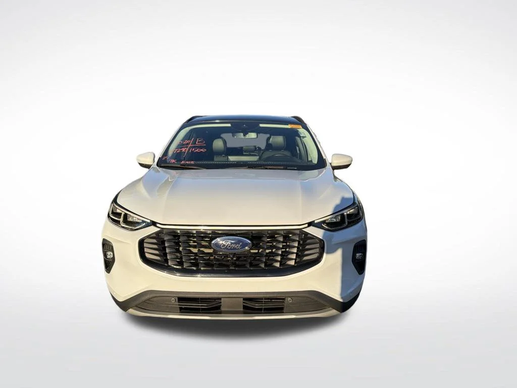 Used 2025 Silver Metallic Ford Base image 3
