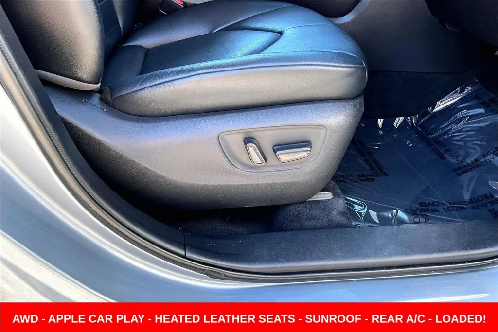 Used 2021 Silver Toyota XLE image 35