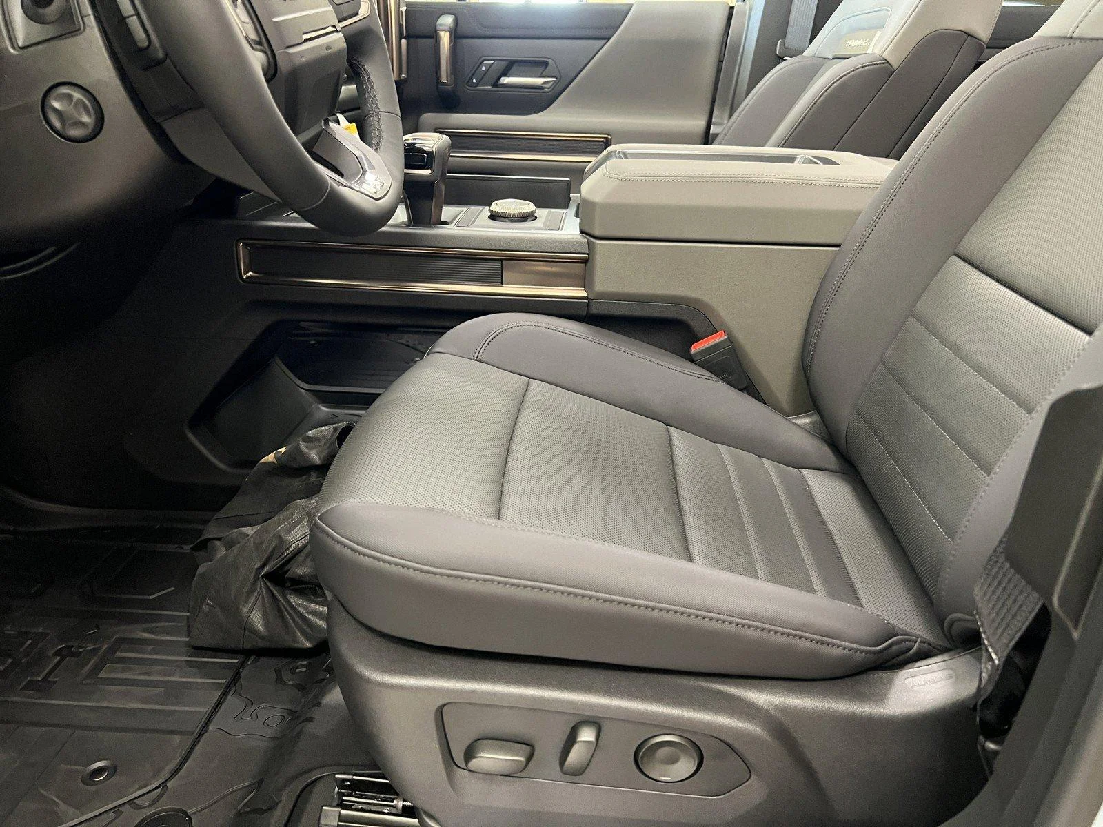 New 2025 Tide Metallic (No Longer available to order) GMC 3X image 19