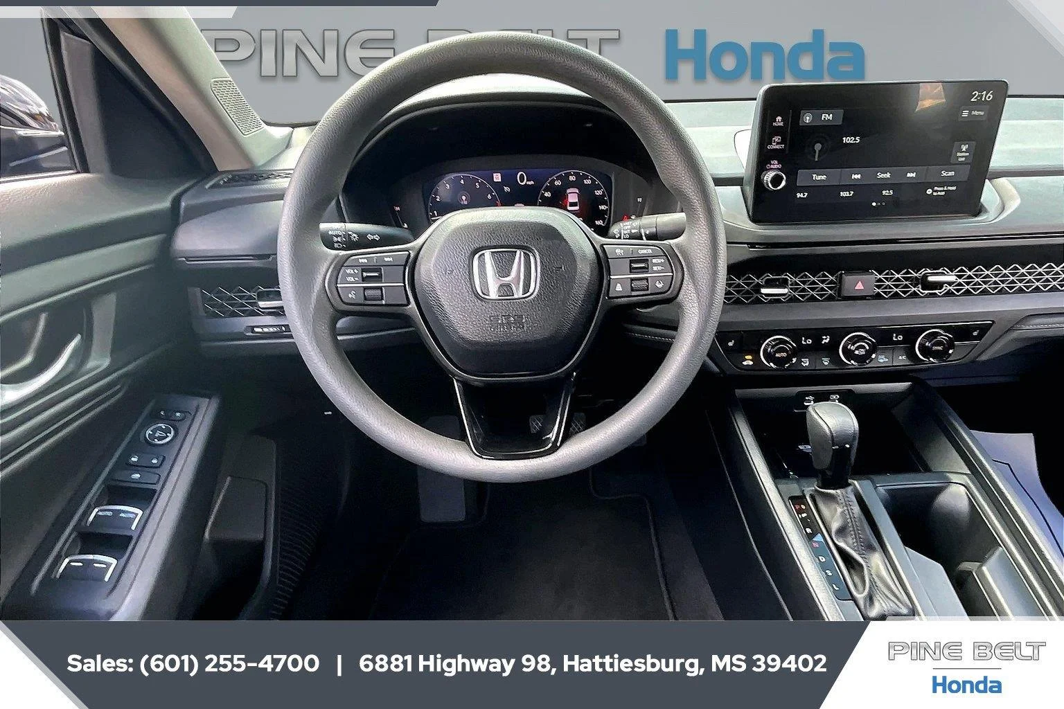 Used 2026 Canyon River Blue Metallic Honda SE image 5