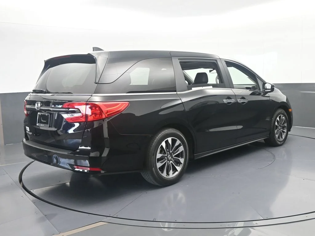 Used 2024 Black Honda EX-L image 6
