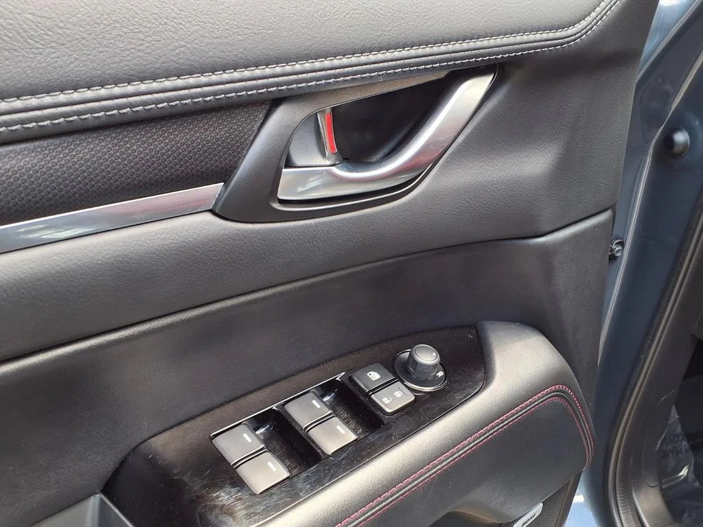 Certified Used 2024 Gray Mazda 2.5 S Carbon Edition image 11
