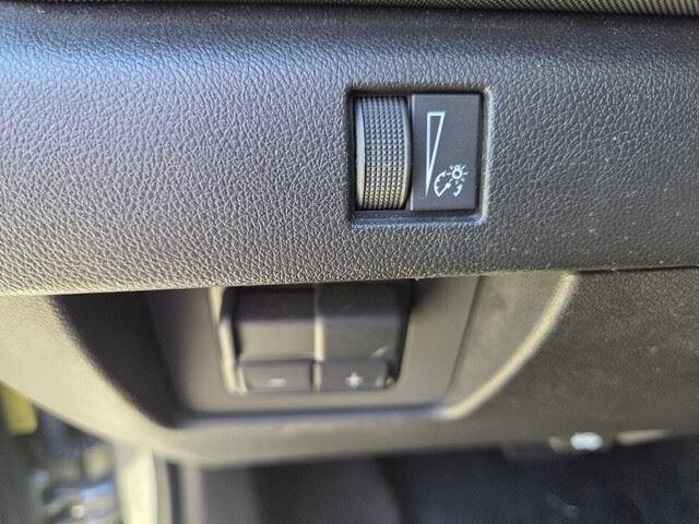 Used 2023 Sterling Gray Metallic Chevrolet 4WD Z71 image 14