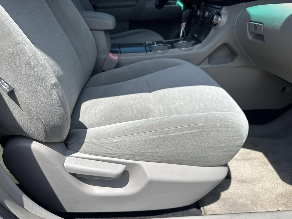Used 2011 Silver Toyota Base image 11