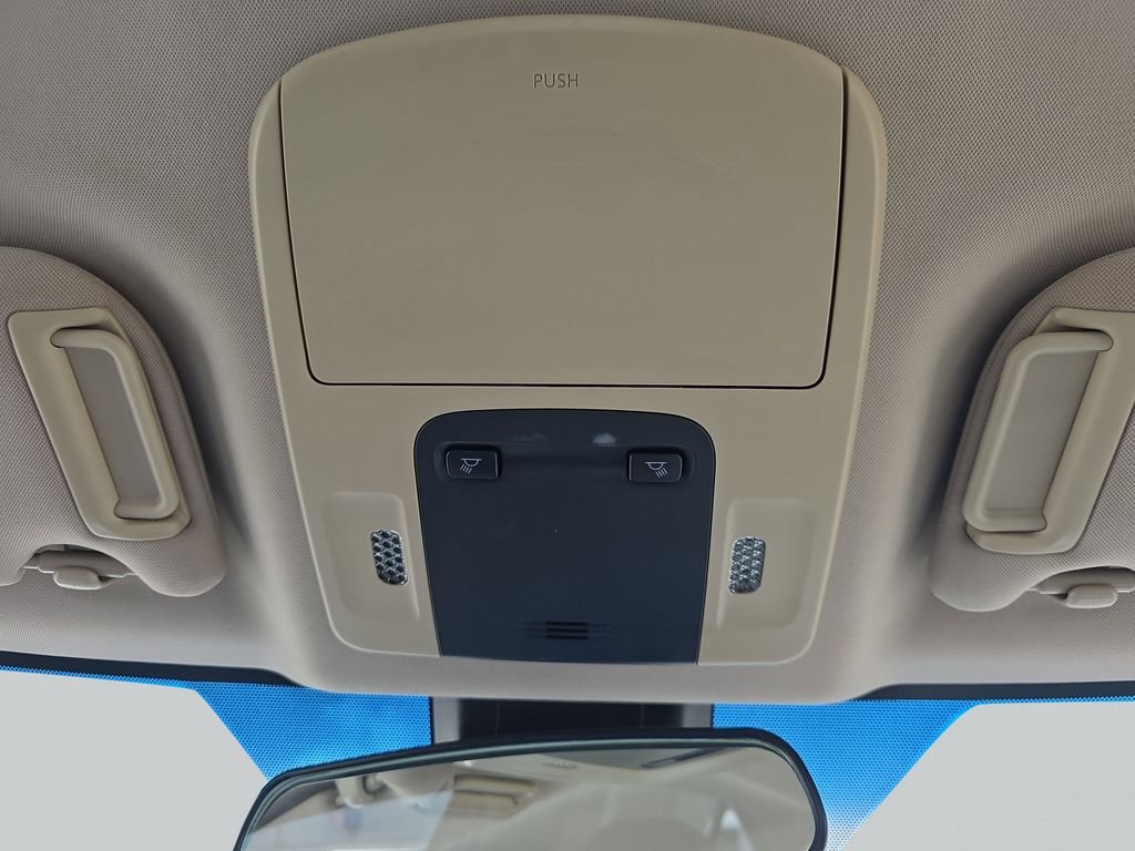 2018 Toyota Camry LE - Photo 27
