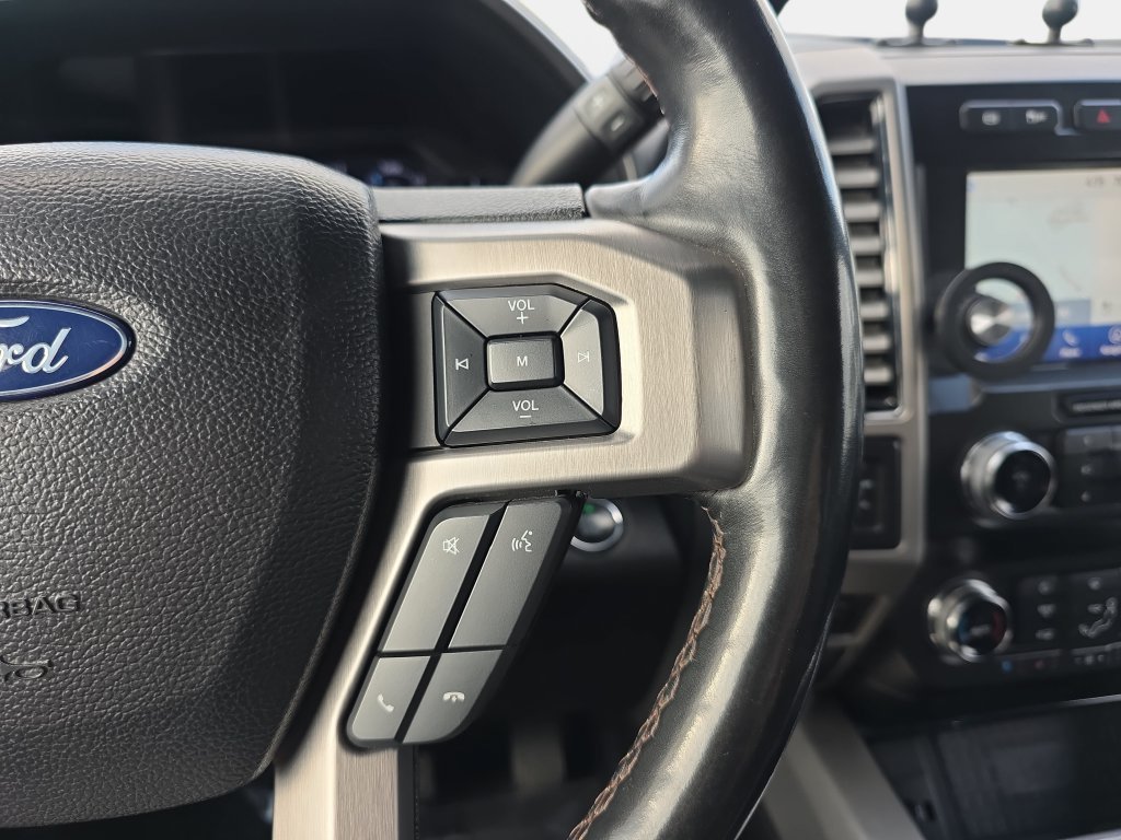 Used 2021 White Metallic Ford Platinum image 18