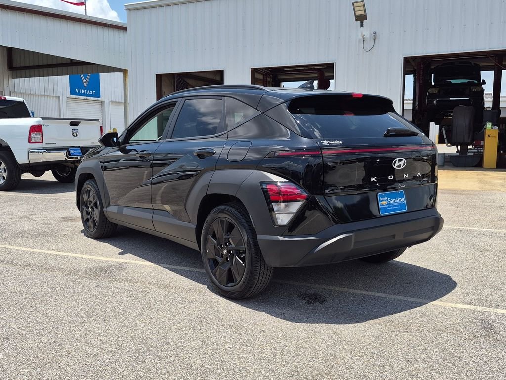 Used 2026 Black Hyundai SEL Sport image 3