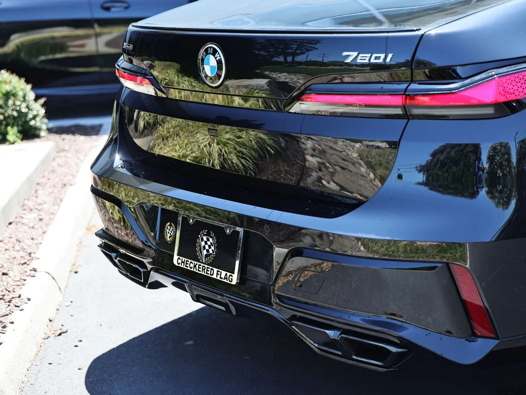New 2026 Black Sapphire Metallic BMW 760i xDrive image 9