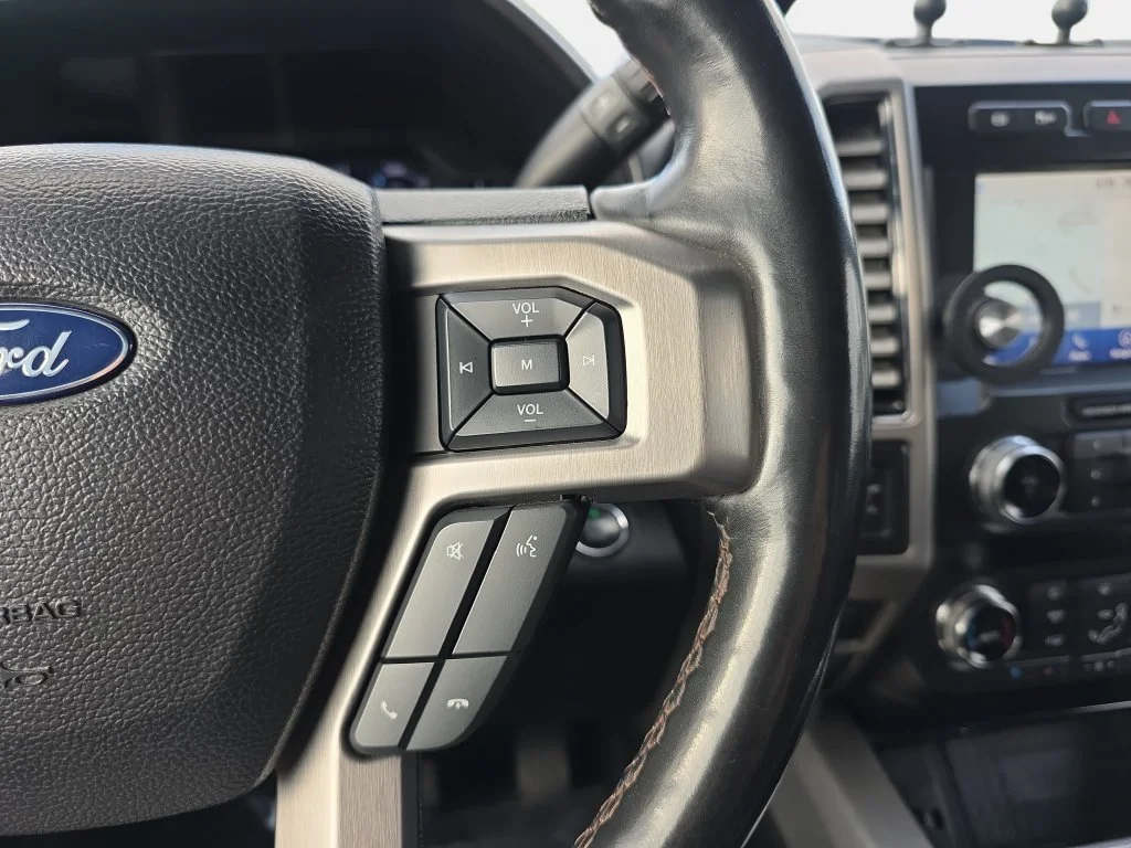 Used 2021 White Metallic Ford Platinum image 18