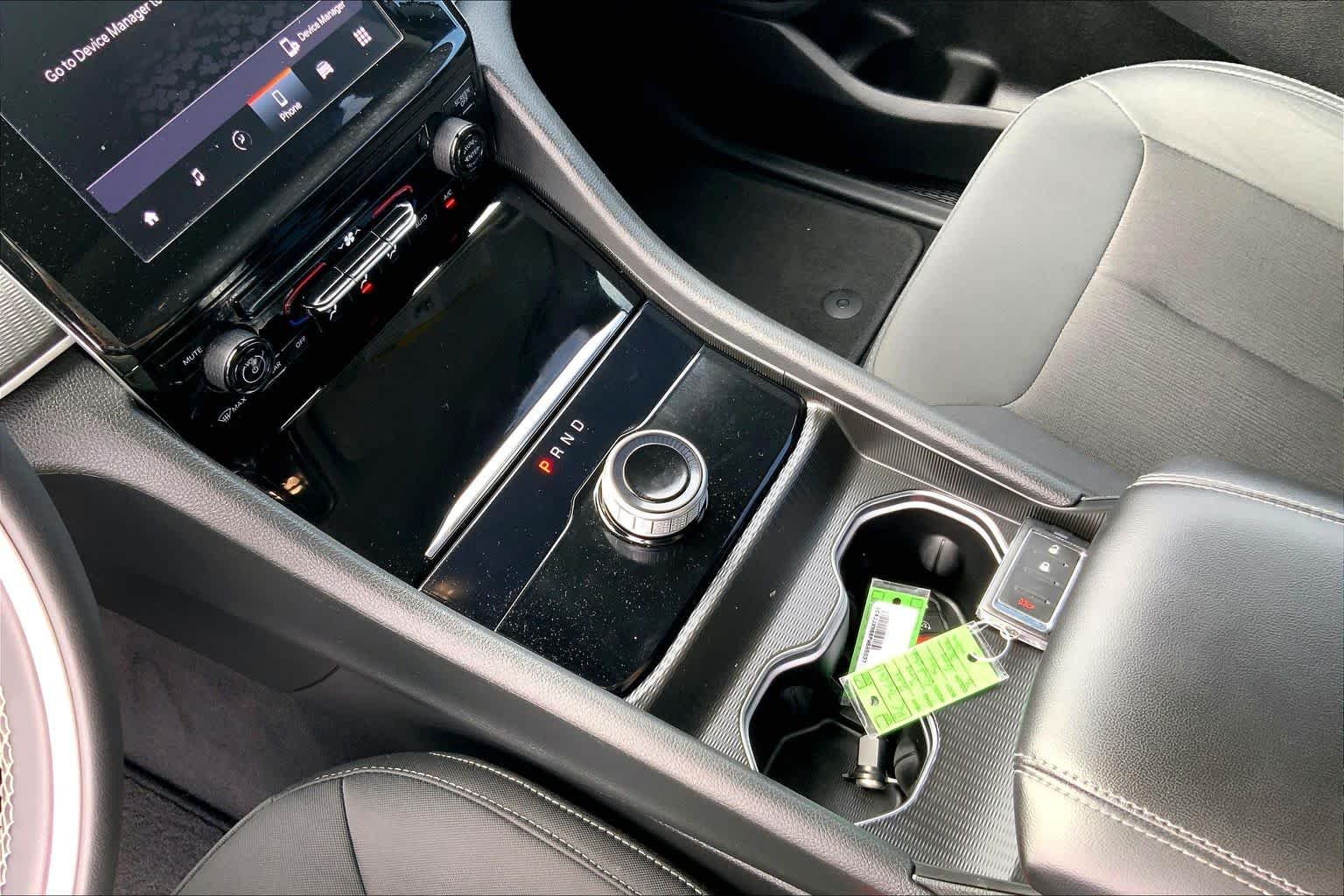 Used 2024 Baltic Gray Metallic Clearcoat Jeep Laredo X image 14