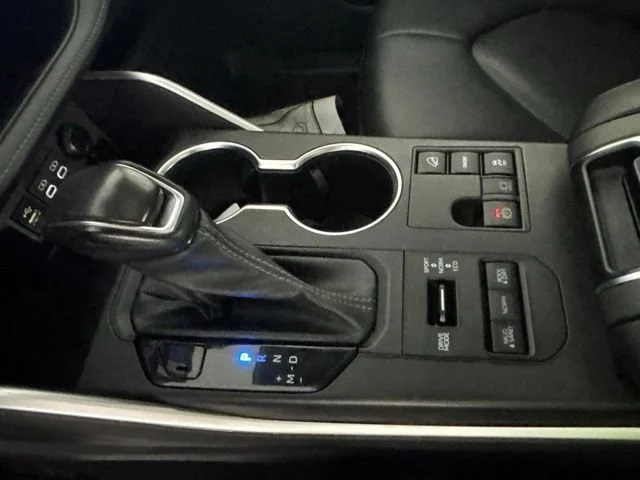 Used 2023 Black Toyota L image 7