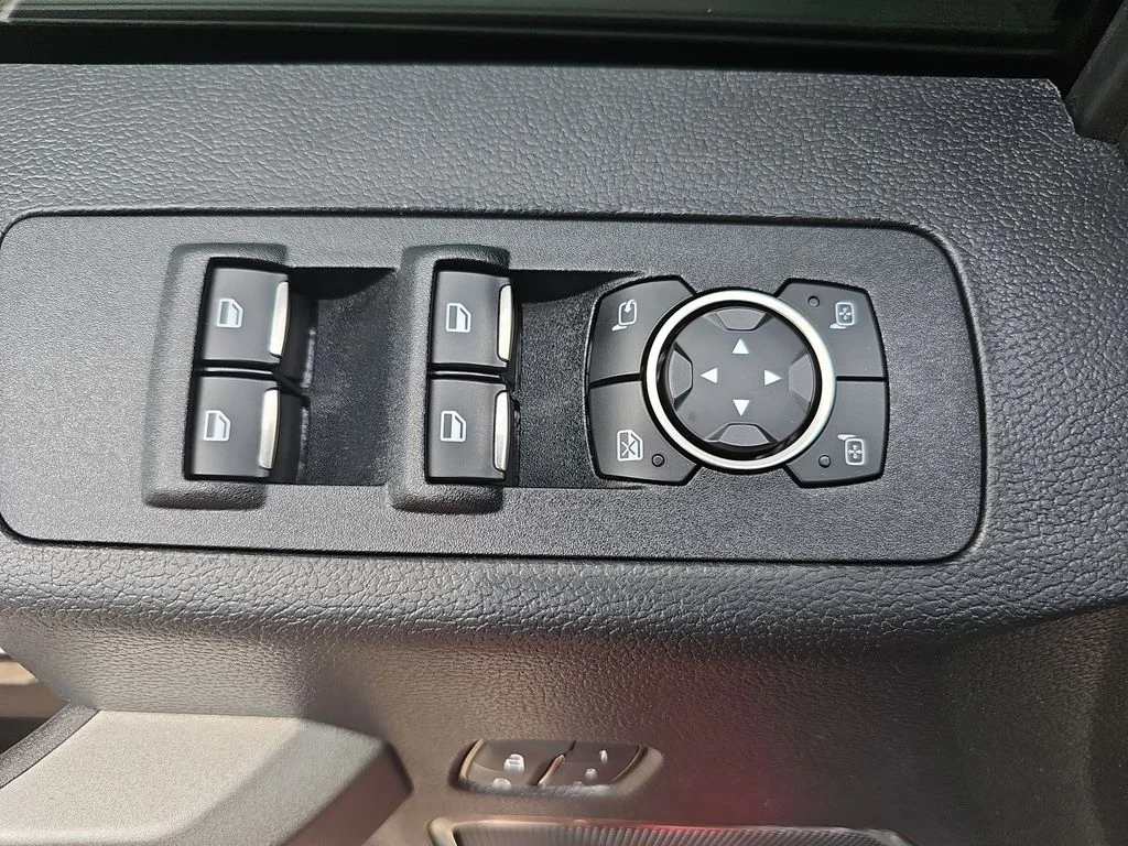 Used 2018 Red Ford Raptor image 26