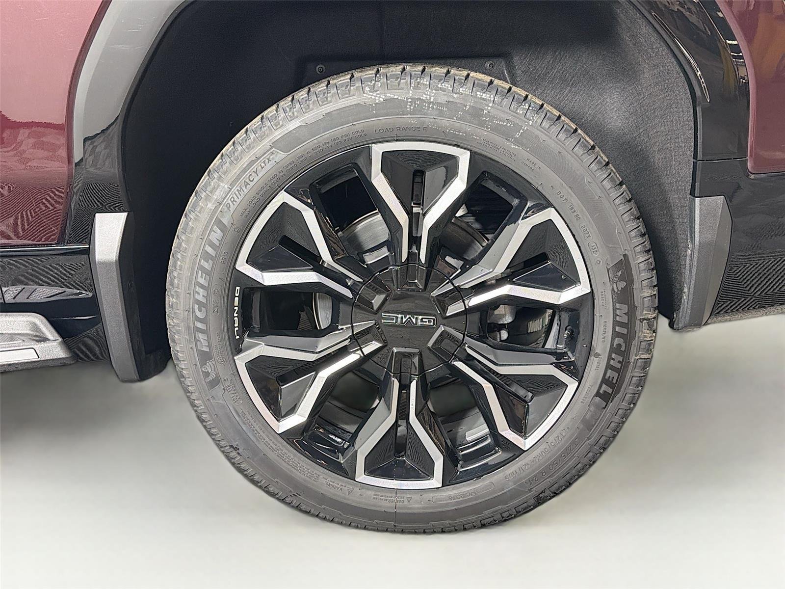 2025 GMC Sierra EV Denali - Photo 33