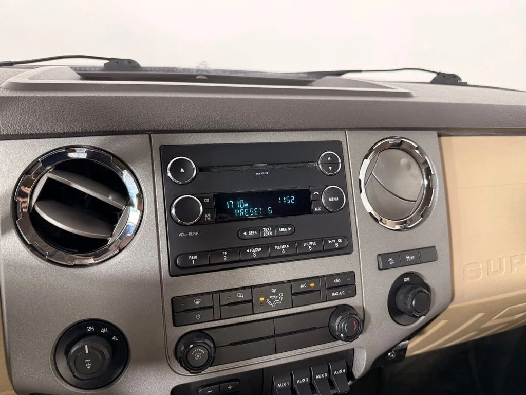 Used 2016 Brown Ford XLT image 8