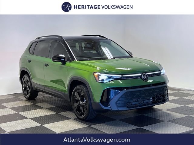 New 2026 Green Volkswagen 1.5T SE Black image 1