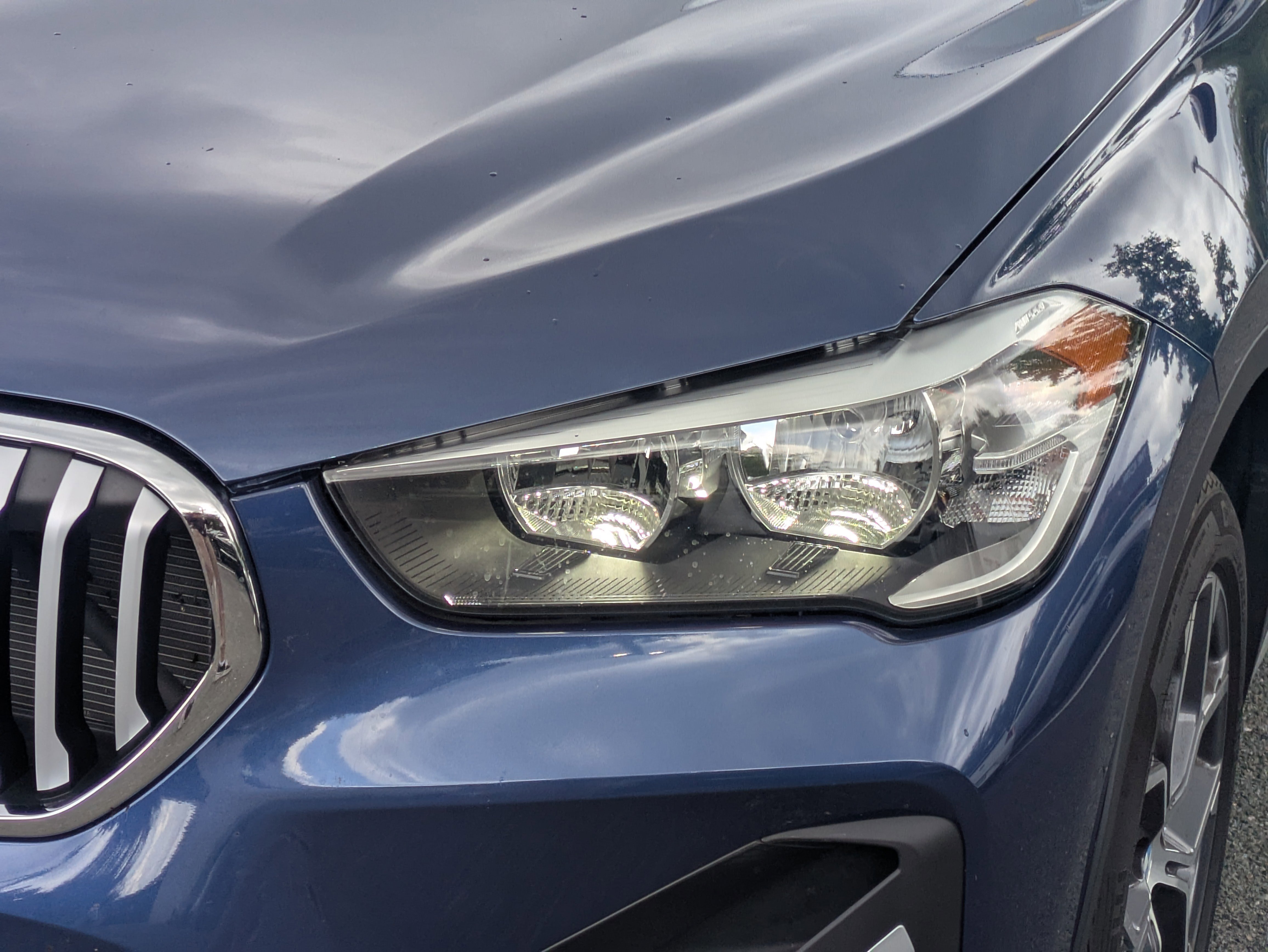 Used 2021 Phytonic Blue Metallic BMW sDrive28i image 9