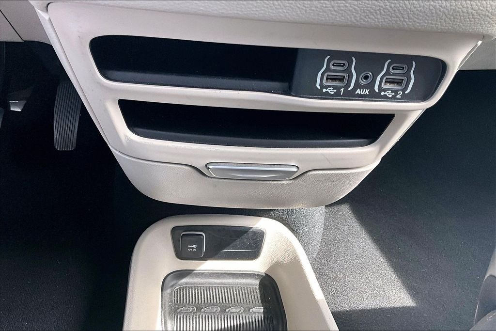 Used 2023 White Chrysler Touring L image 32