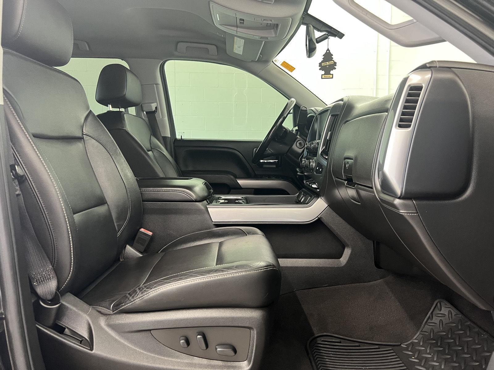 2018 Chevrolet Silverado 1500 LTZ - Photo 28