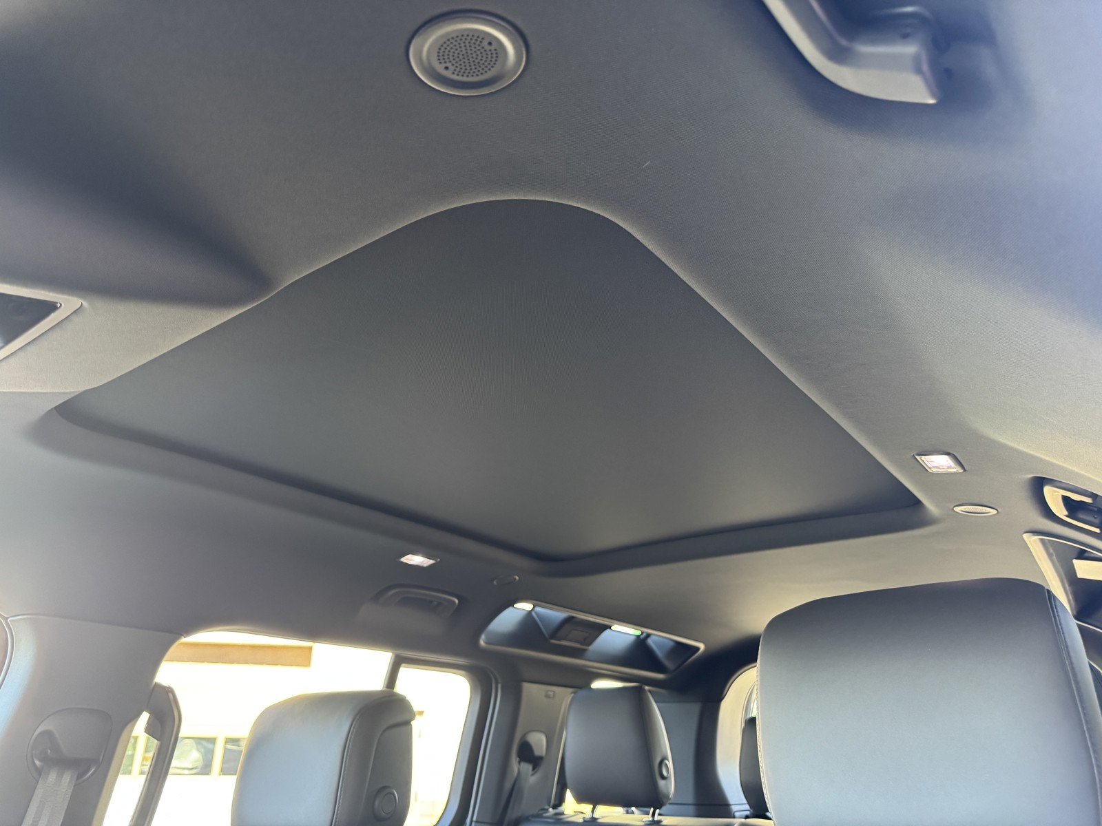 2026 Land Rover Defender S - Photo 15