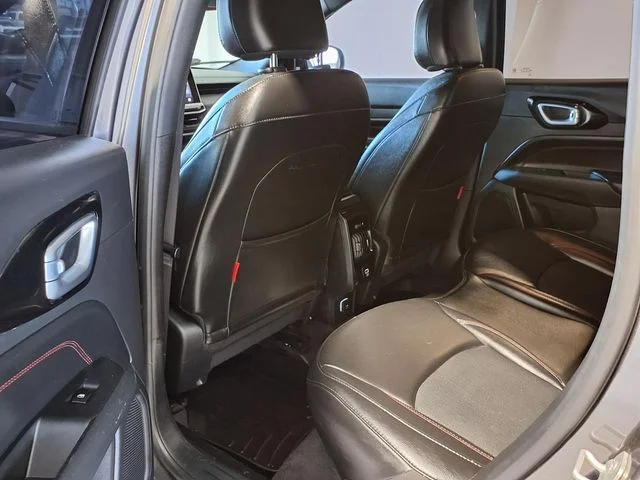 Used 2023 Crystal Metallic Jeep Trailhawk image 18