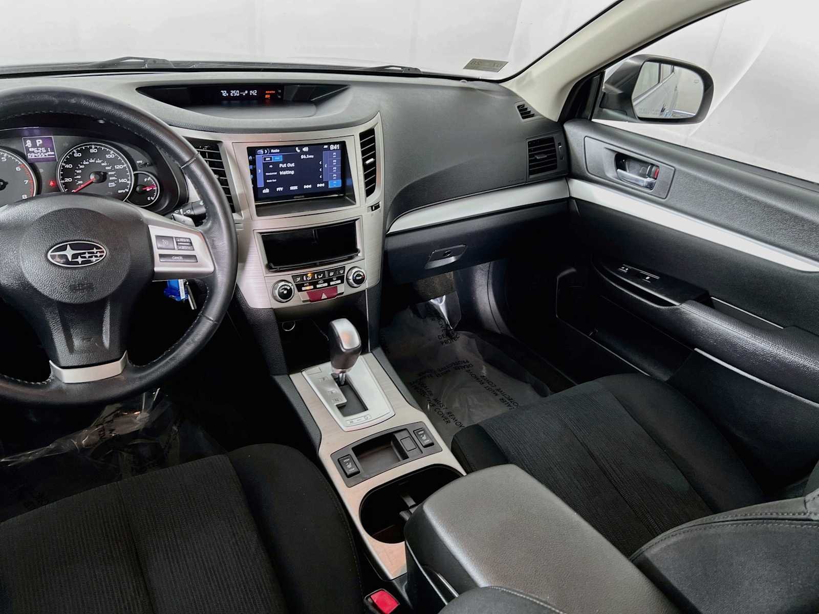 Used 2014 Ice Silver Metallic Subaru 2.5i Premium image 23