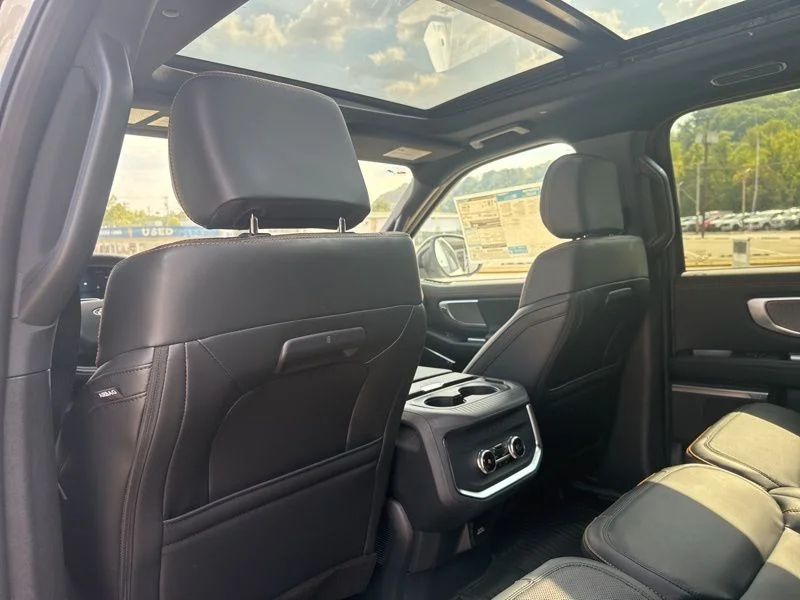 New 2025 Star White Metallic Tri-Coat Ford TREMOR® image 28