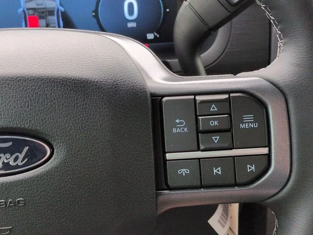 New 2026 Oxford White Ford XLT image 25