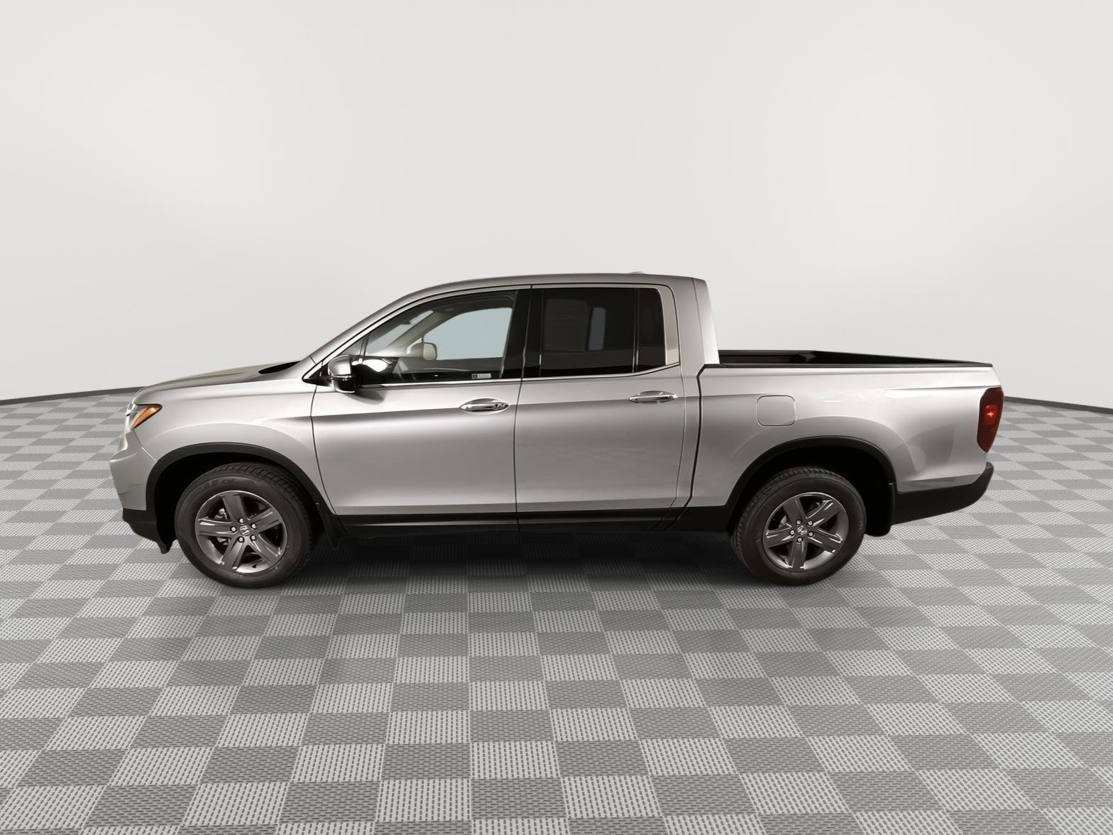 Used 2021 Lunar Silver Metallic Honda RTL-E image 11