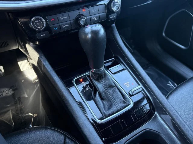 Used 2024 Bright White Clearcoat Jeep Latitude image 26