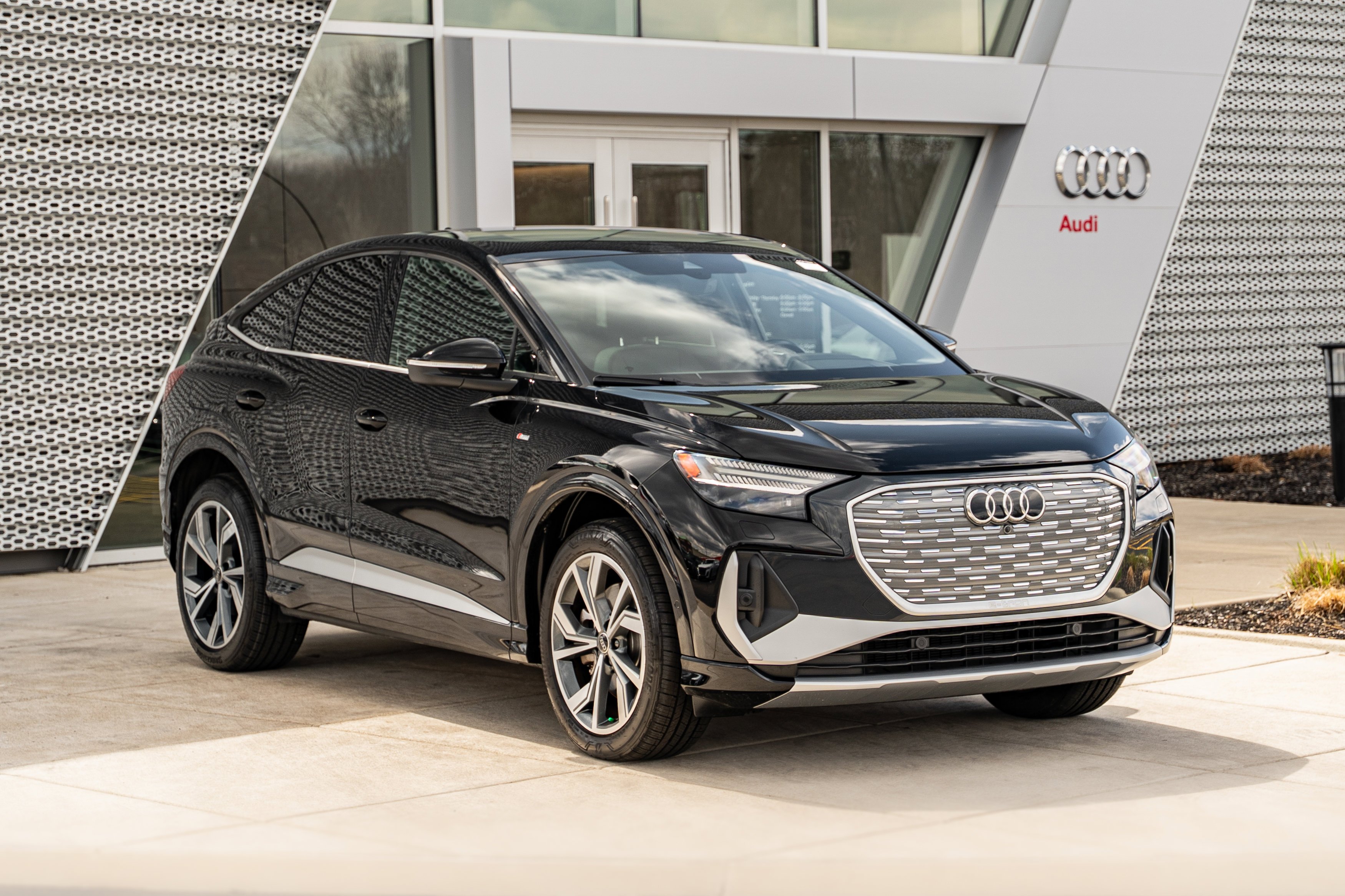 Certified 2023 Audi Q4 Sportback e-tron Prestige with VIN WA142BFZ6PP047218 for sale in St. Charles, IL