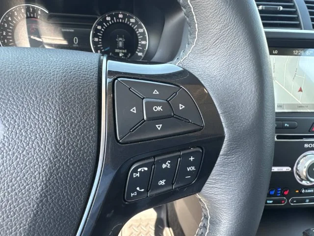Used 2018 Silver Ford Platinum image 40