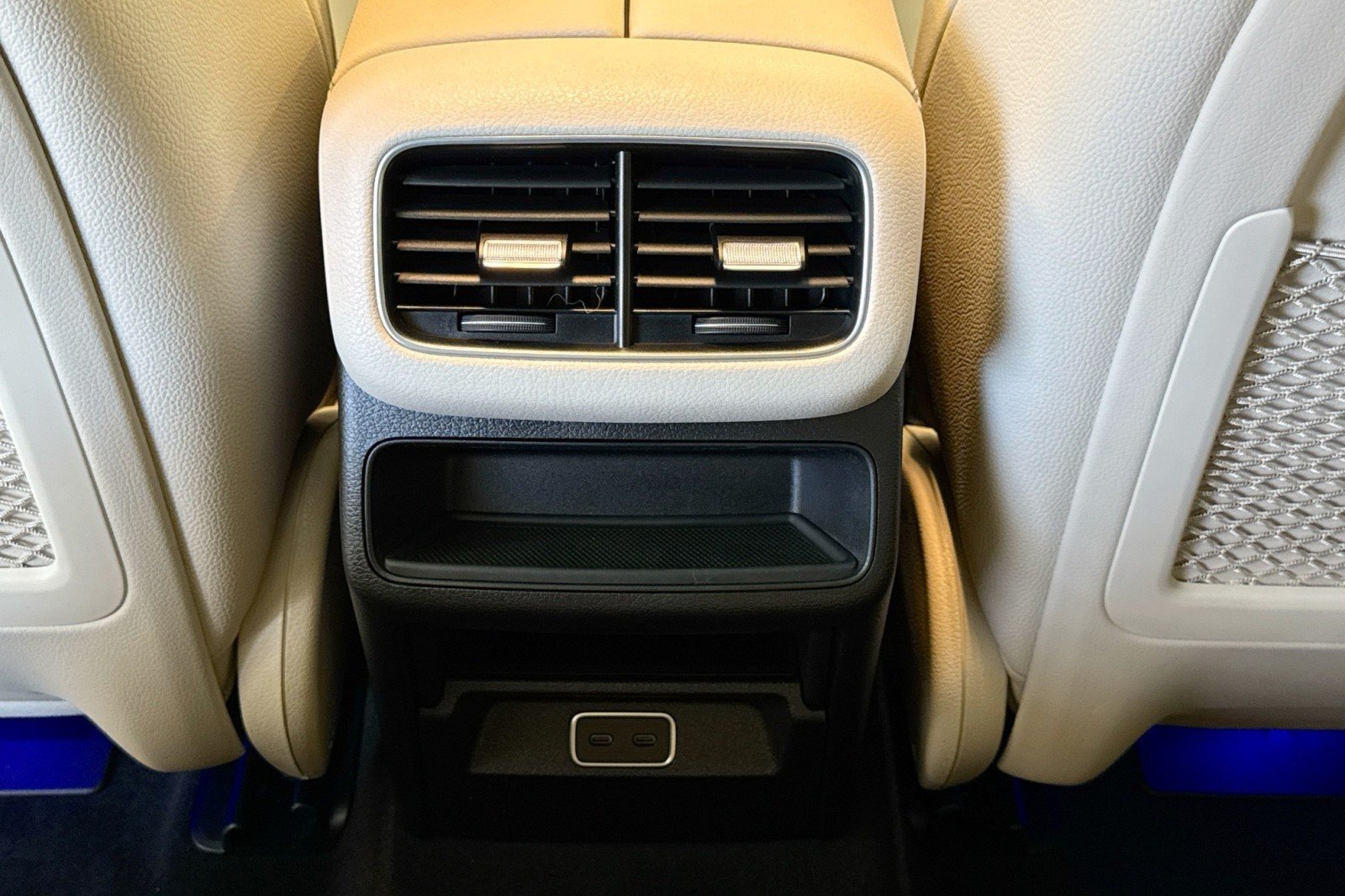 New 2026 Polar White Mercedes-Benz GLE 450 4MATIC® SUV image 23