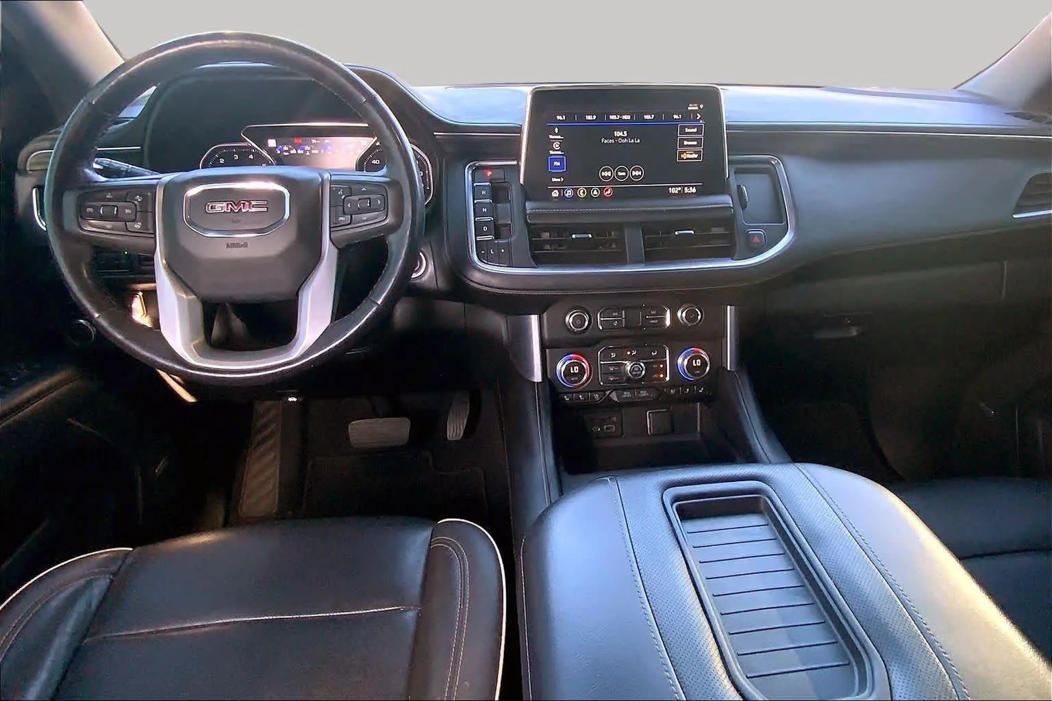 Used 2021 WHITE FROST TRICOAT GMC SLT image 14