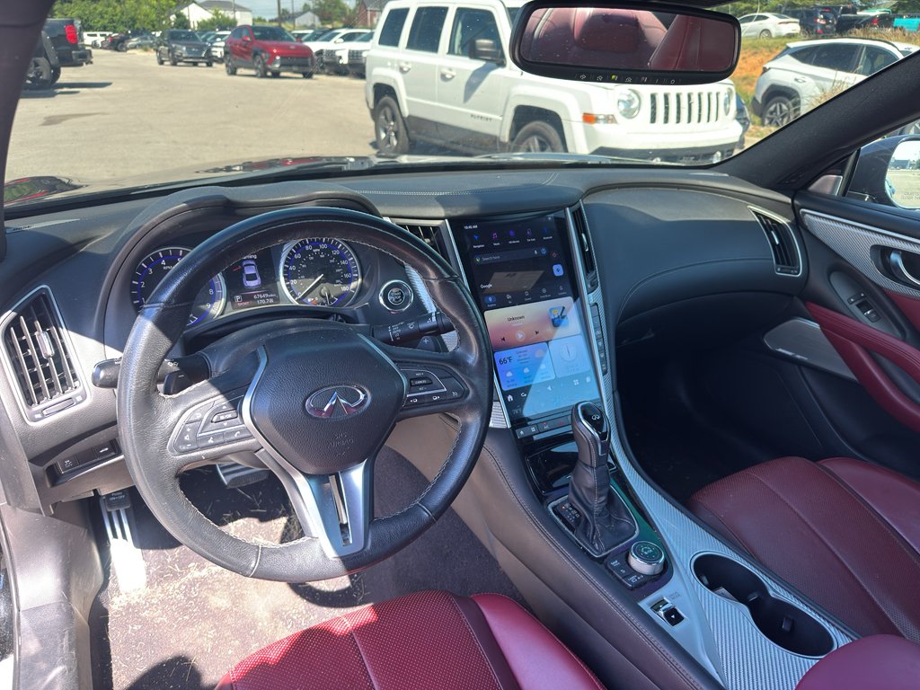 Used 2018 Black Obsidian INFINITI RED SPORT 400 image 10