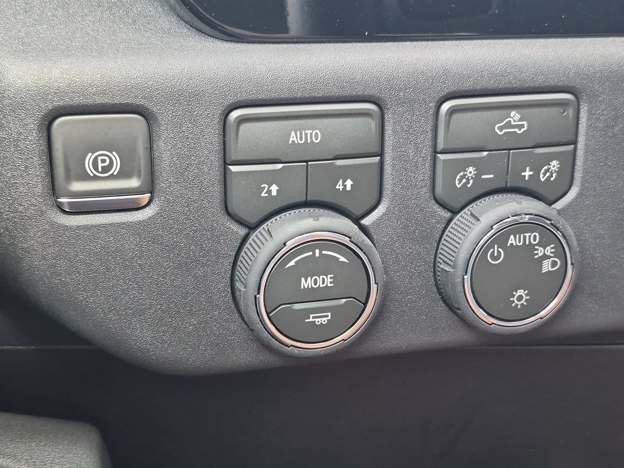 2026 Chevrolet Silverado 1500 LT - Photo 18