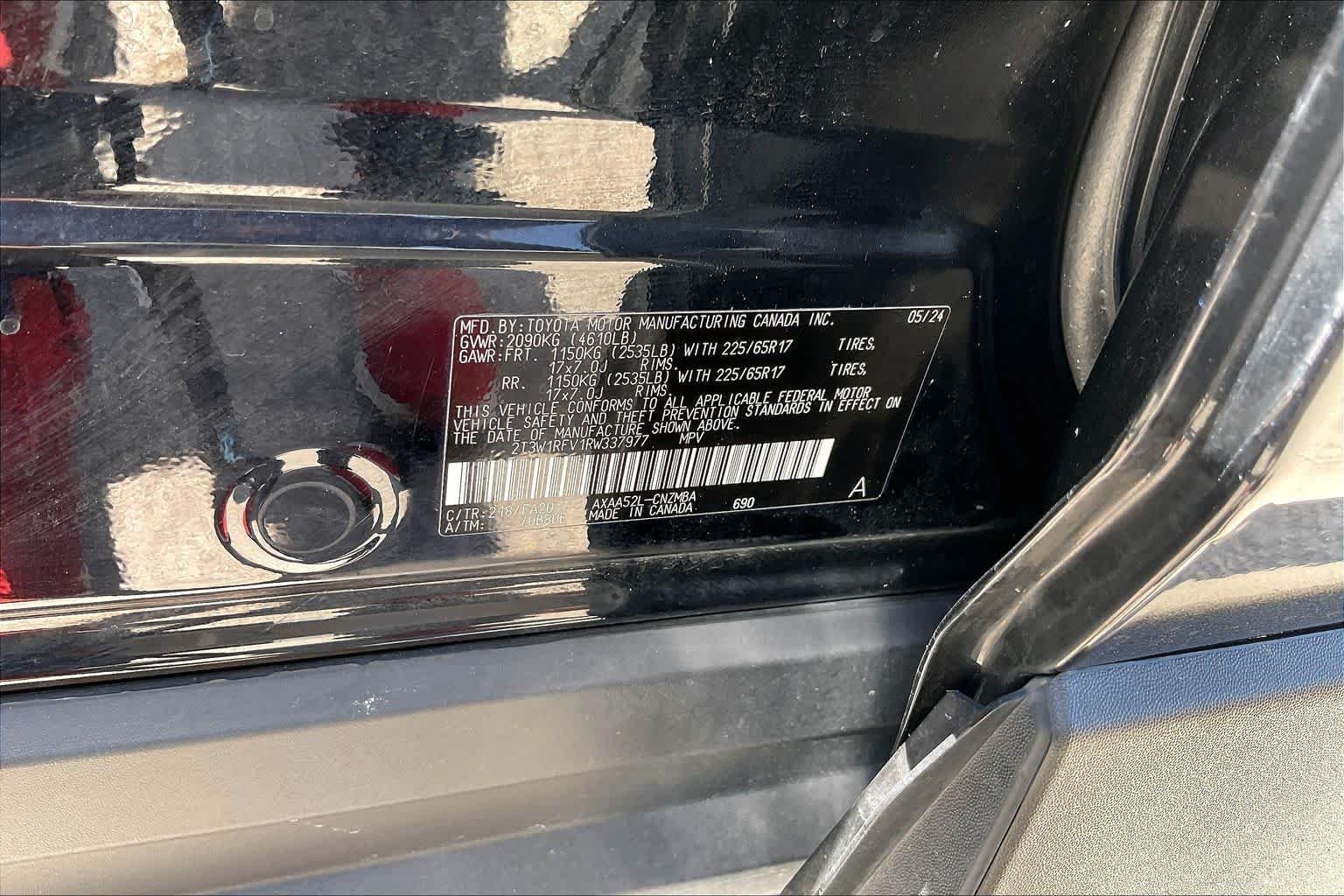 Used 2024 Midnight Black Metallic Toyota XLE image 34