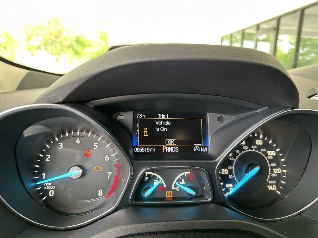 Used 2018 White Ford SEL image 39