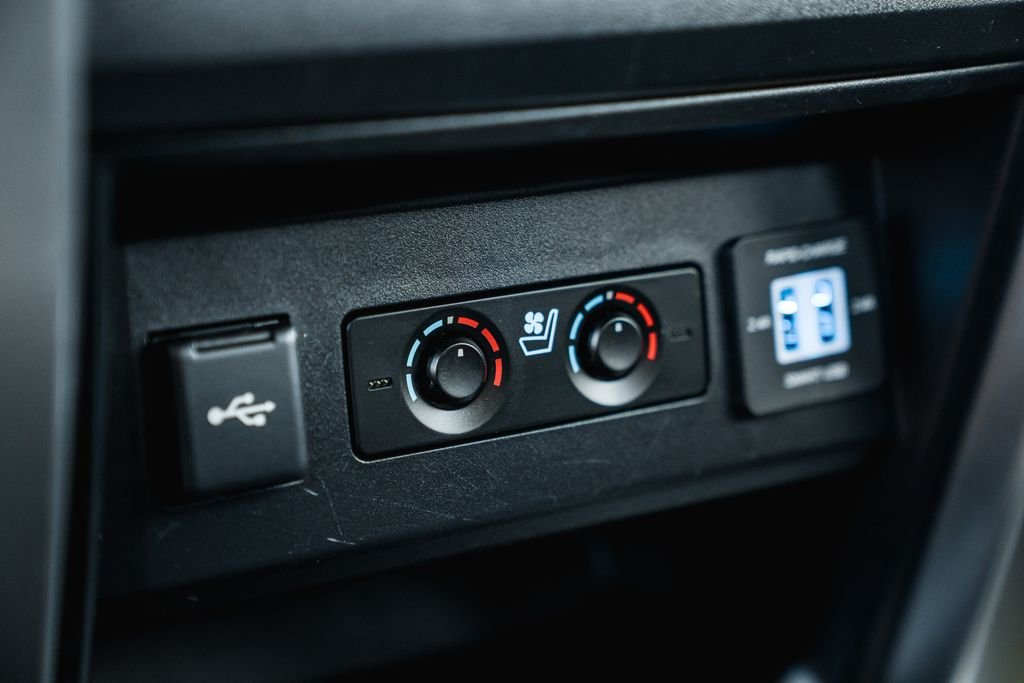 2023 Toyota 4Runner Limited - Photo 19