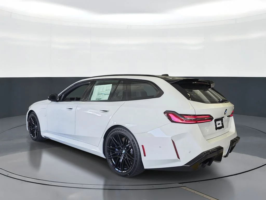 New 2027 White BMW Base image 4