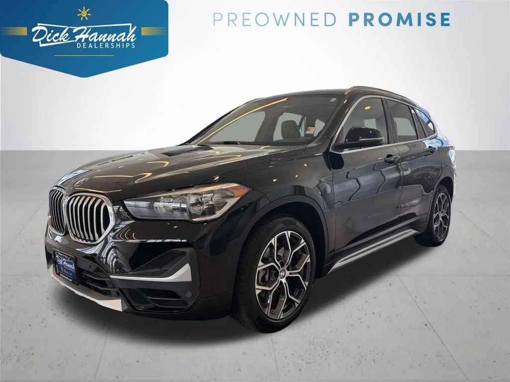 Used 2021 Black BMW xDrive28i image 1