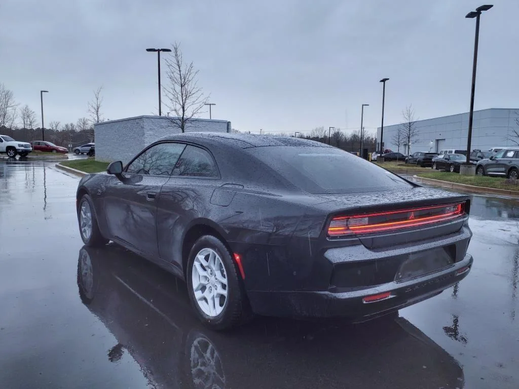 2025 Dodge Charger Daytona R/T - Photo 14