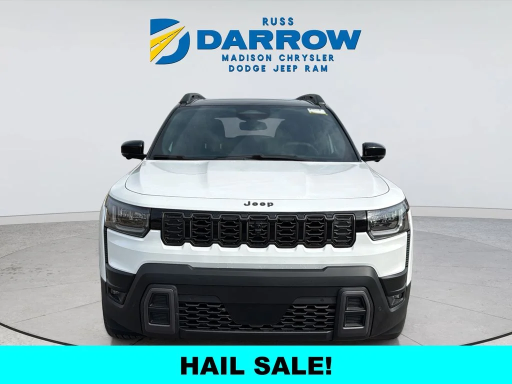 New 2026 Bright White Clear-Coat Exterior Paint Jeep Overland image 8