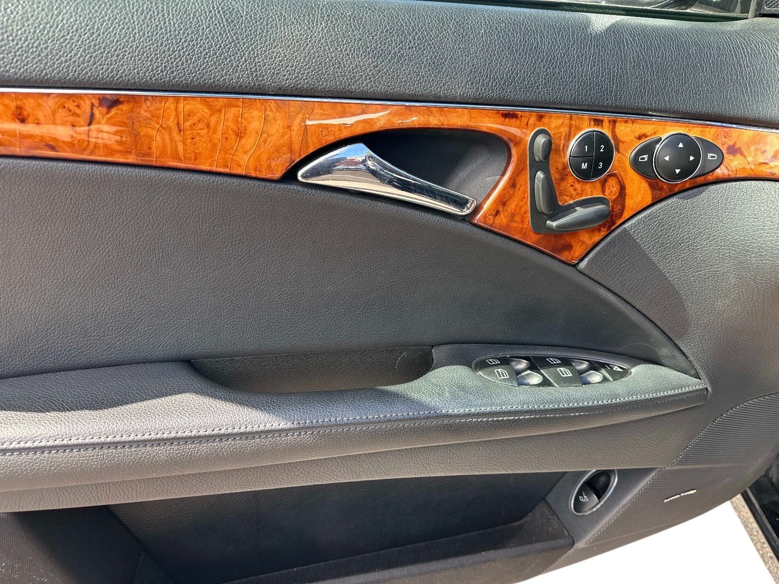 Used 2008 Black Mercedes-Benz E 350 image 14