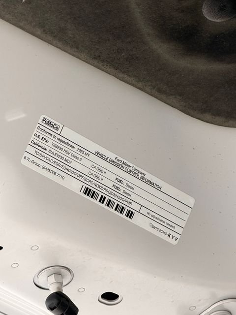 Used 2025  Ford Platinum image 2
