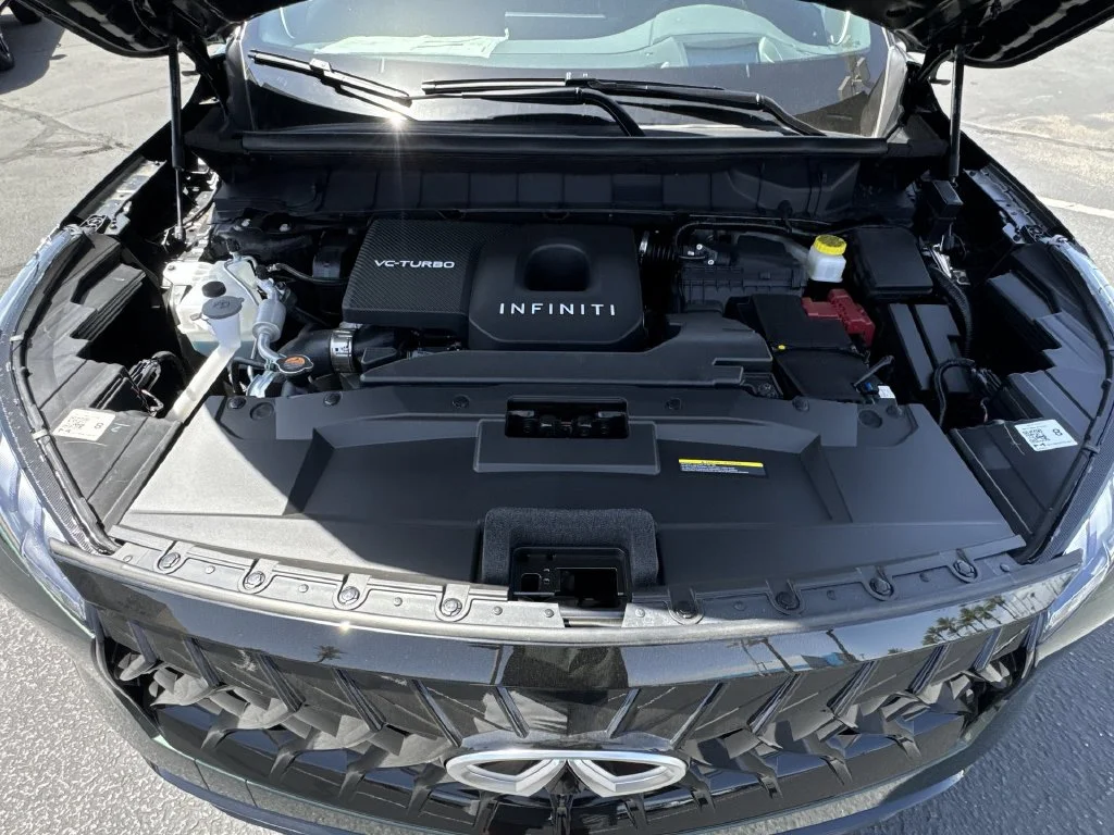 New 2027 2T DEEP EMRD INFINITI Autograph AWD image 31