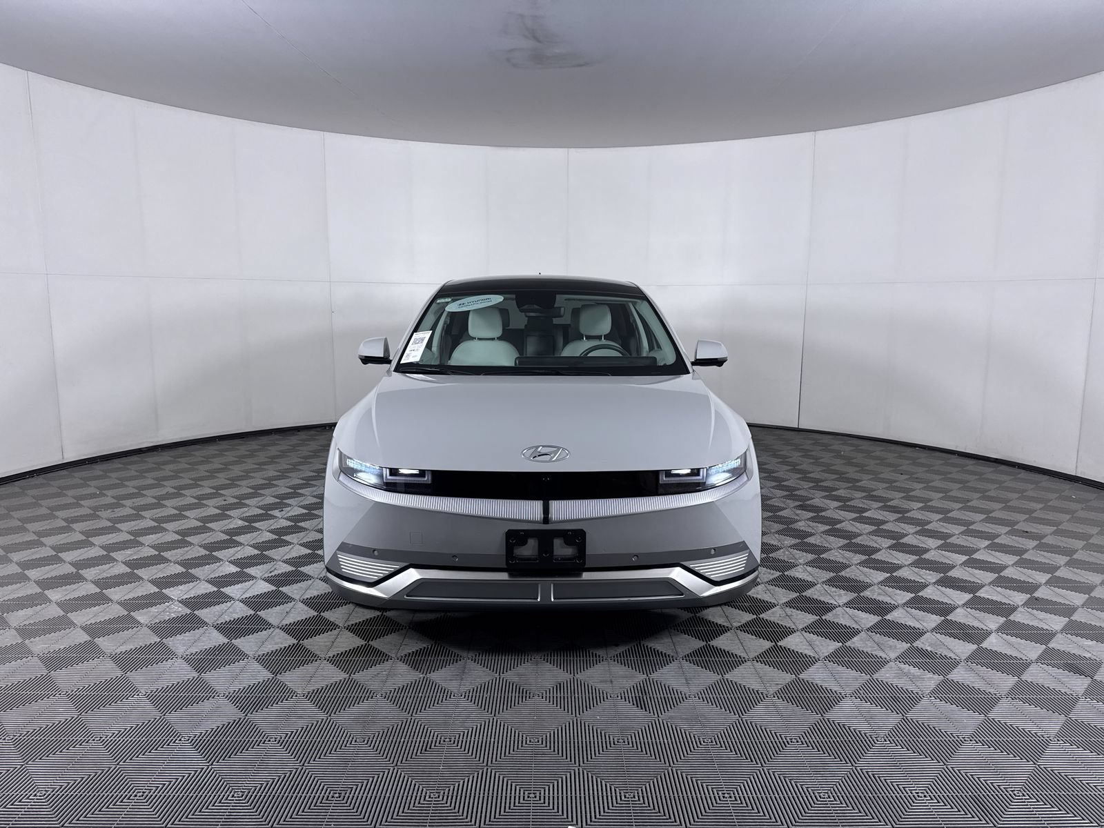 Certified Used 2024 Cyber Gray Hyundai Limited image 28