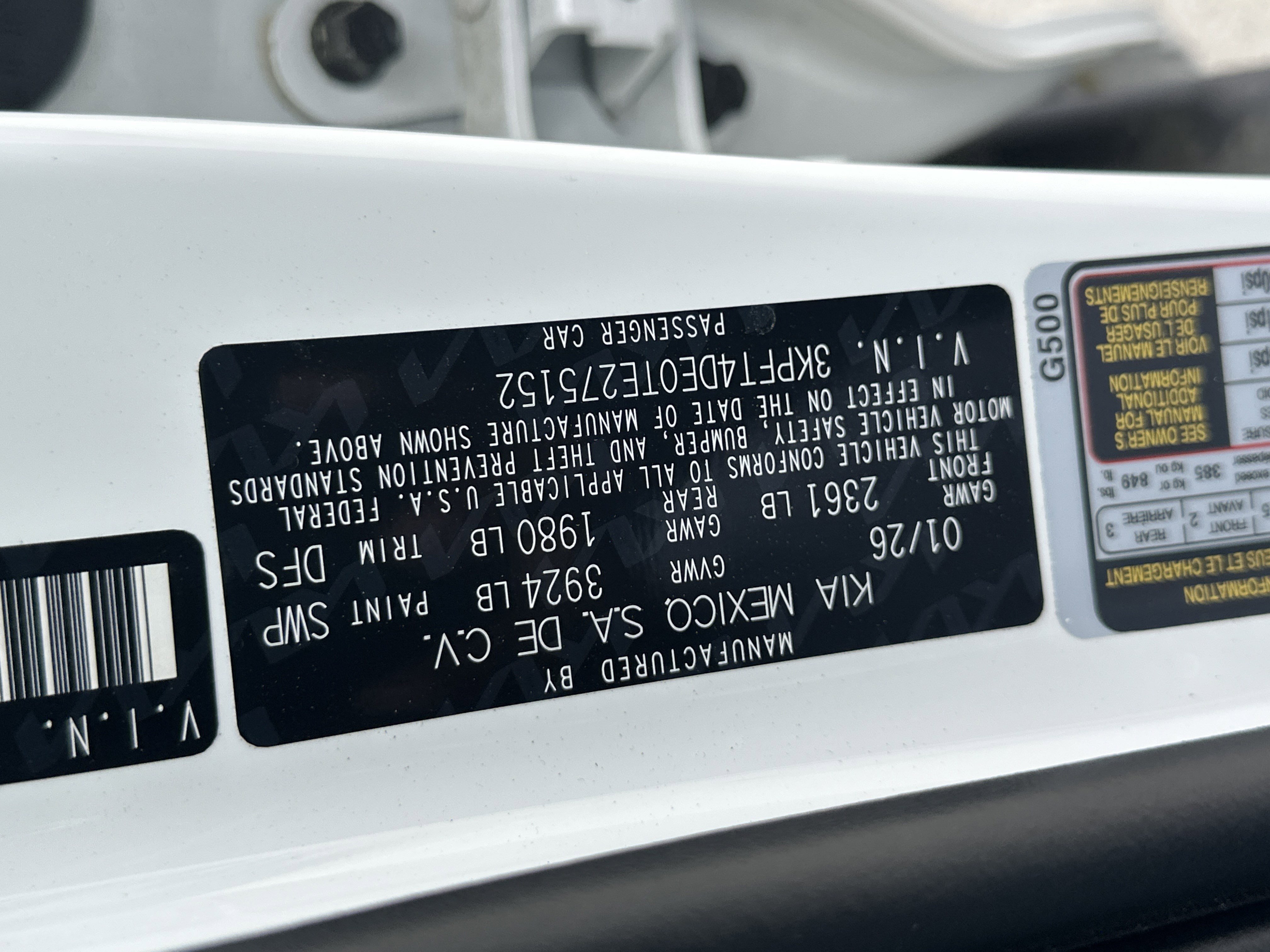 New 2026 Snow White Pearl Kia LXS image 25