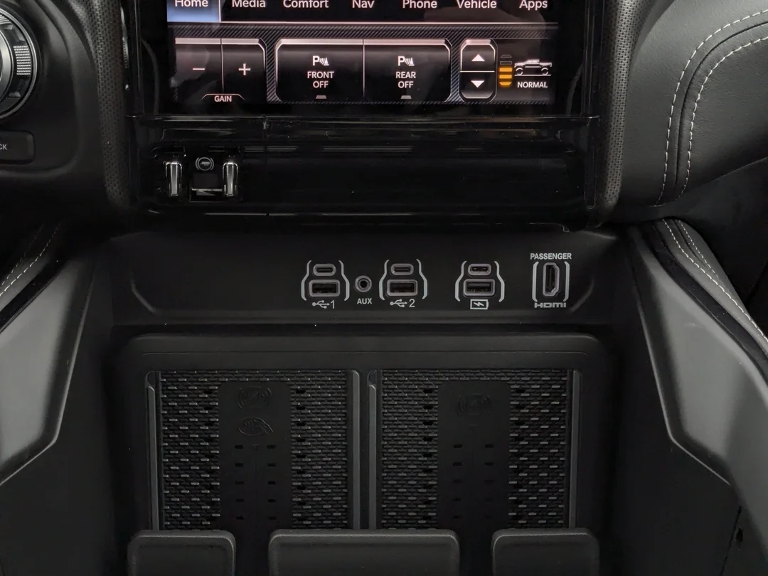 New 2026 Black RAM Limited - - Pano Sunroof - Heads Up Display - Rambox Cargo & More! image 25
