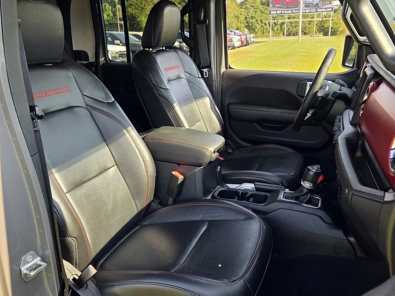 Used 2020 Gray Clearcoat JEEP RUBICON image 15