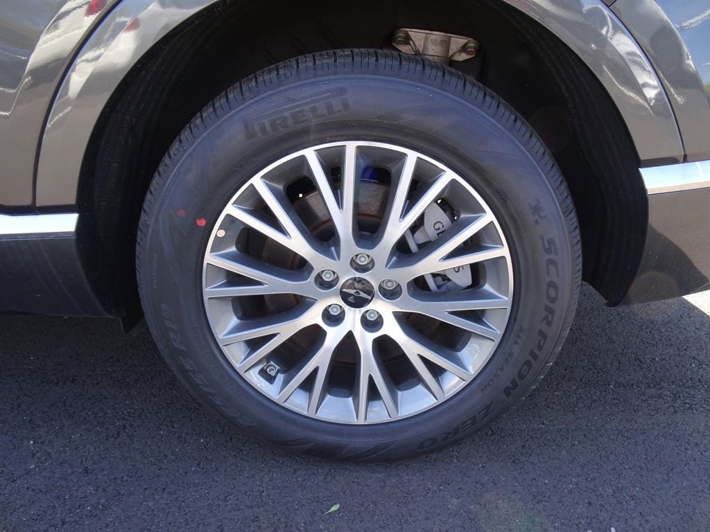 New 2025 Gray Genesis 2.5T STANDARD image 3